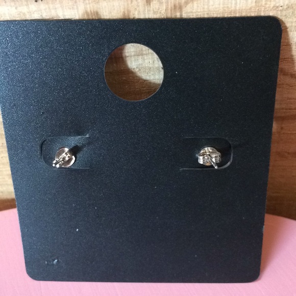 NWT Sourpuss Girly Sugar Skull Post Earrings - Picture 2 of 3